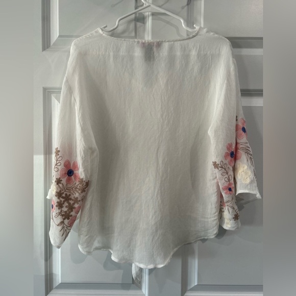 Olivia Martin Embroidered Sleeve Front Tie Top Women Sz S V Neck Blouse Cottage - Picture 2 of 9